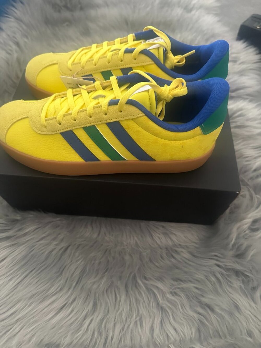 adidas VL Court 3.0 Brazil Yellow Blue Green Kids 1.5 KI3123 New